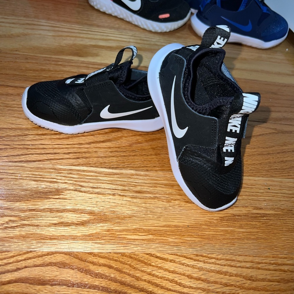 Black Nike Sneakers